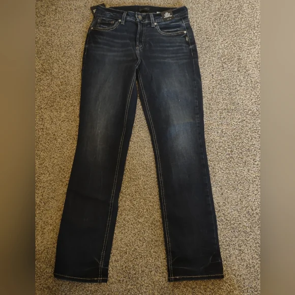 Silver Jeans Co. Suki Curvy Fit Mid Rise Jeans - Picture 2 of 14